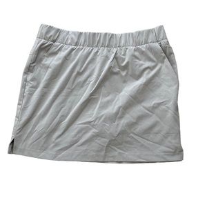 Columbia Khaki Gray Brown Adventure Athletic Skorts Size Medium
